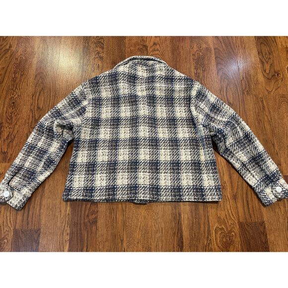 Blank NYC Tweed Cropped Jacket Size Small Chanel Vibes Statement Piece - Picture 3 of 10